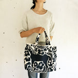 makumo Canvas Bag #The Boy with Green Thumbs